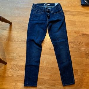 Levi 711 womens jeans barely worn